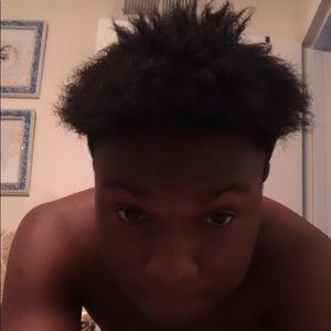 Meet your Posher, Zaire